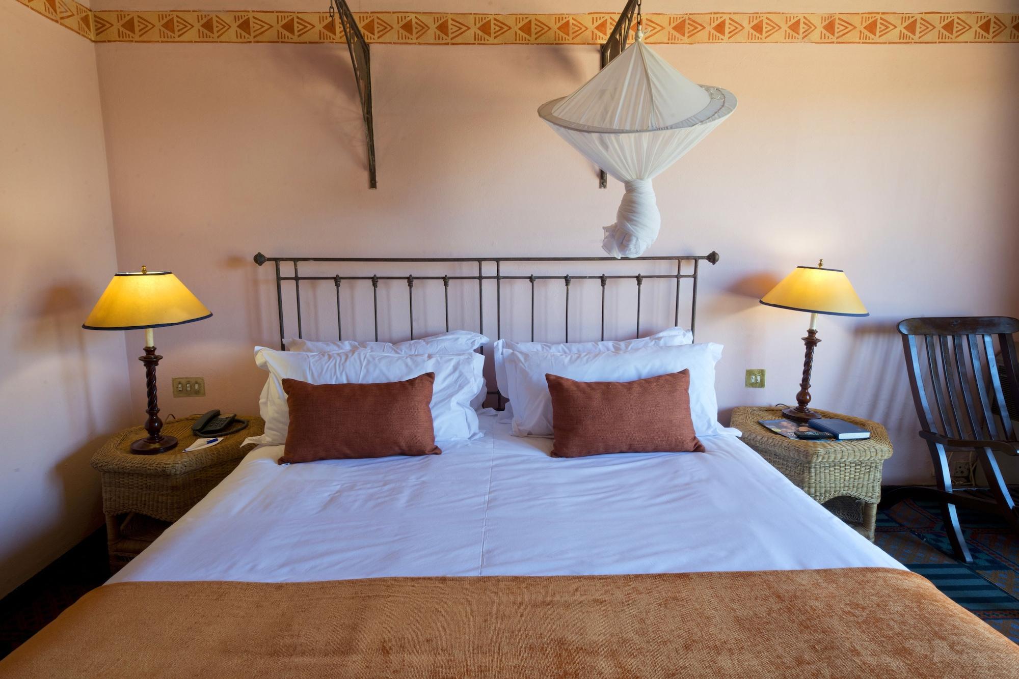 Hwange Safari Lodge Dete Ngoại thất bức ảnh