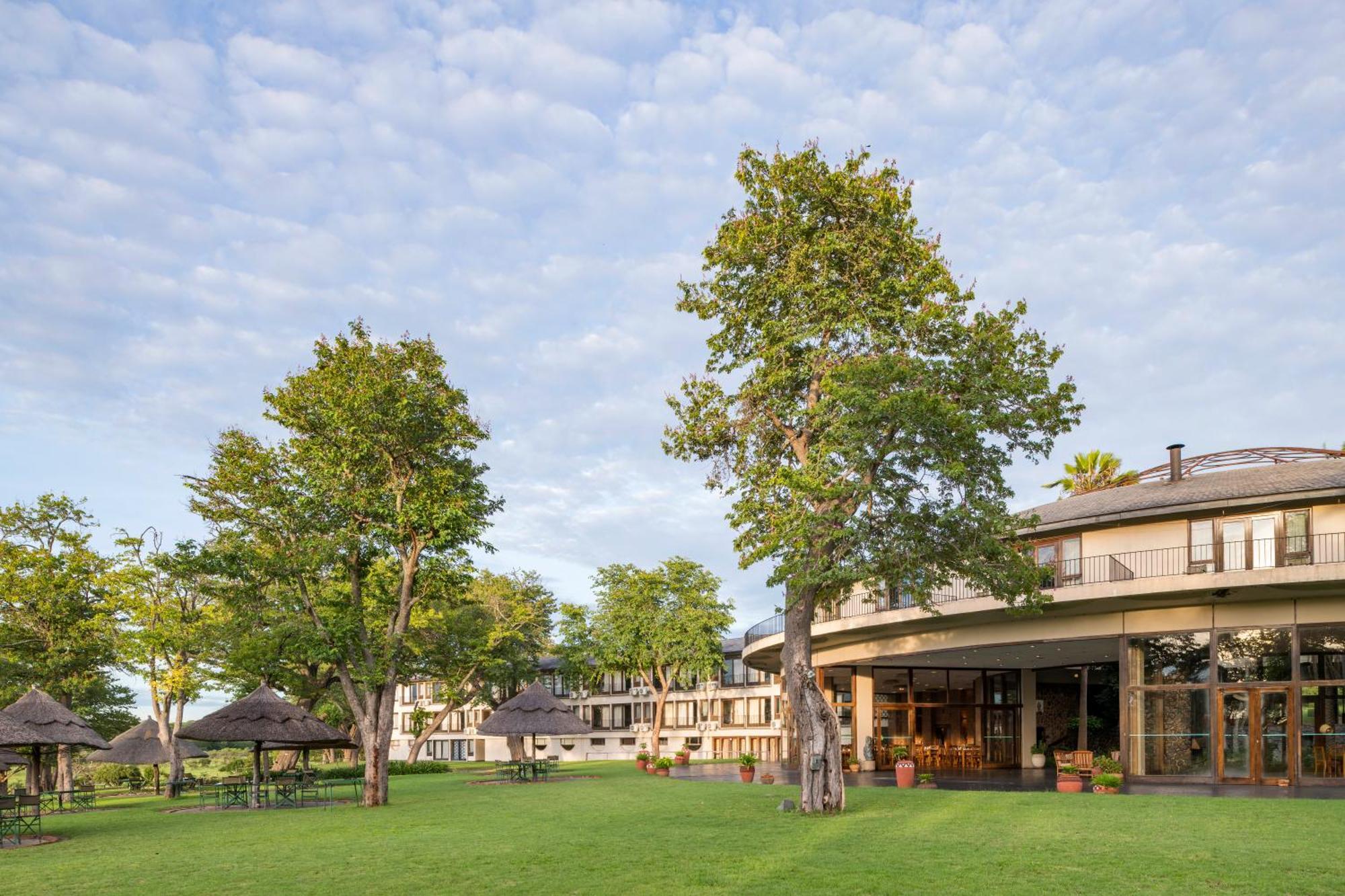 Hwange Safari Lodge Dete Ngoại thất bức ảnh