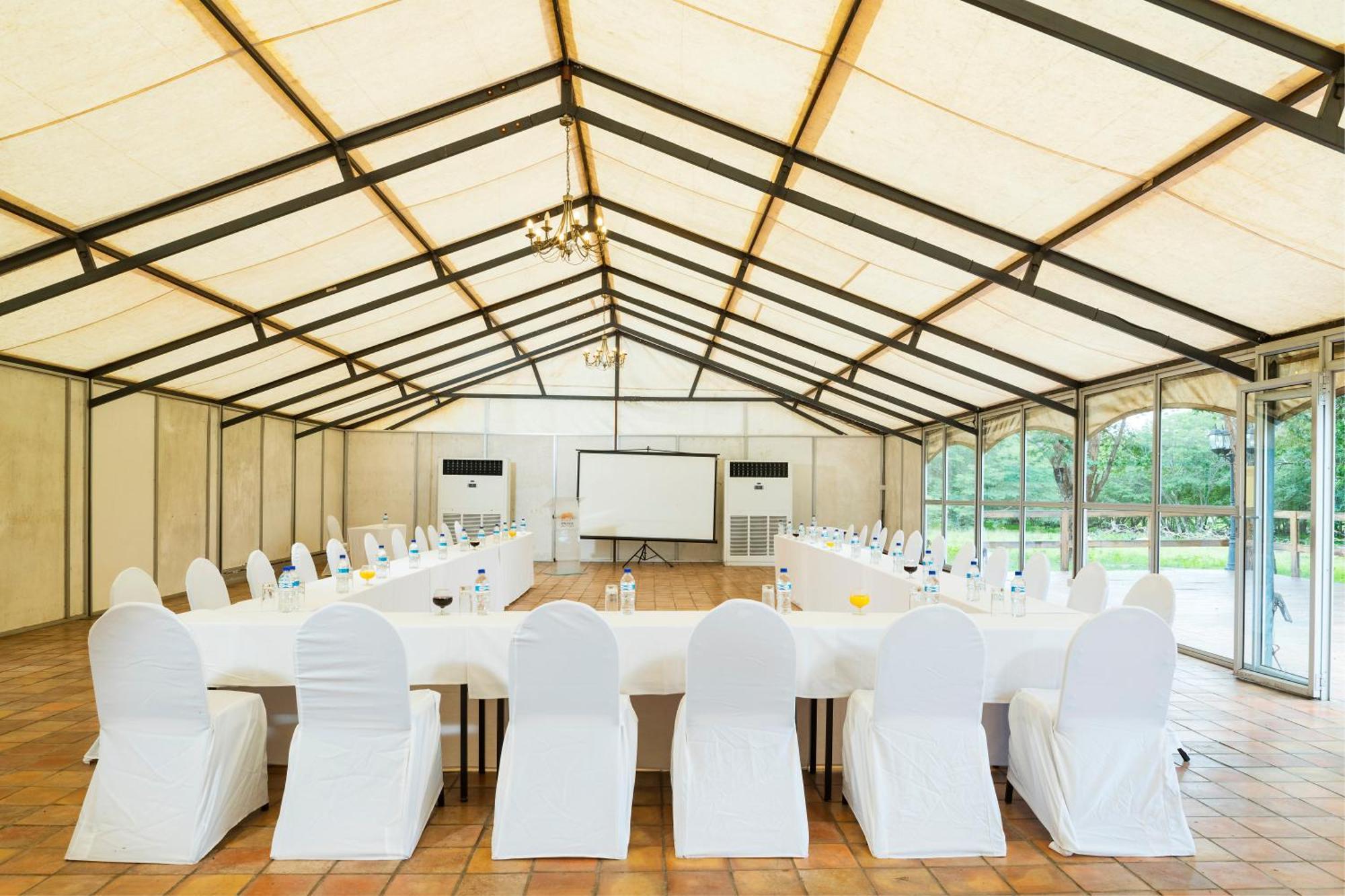 Hwange Safari Lodge Dete Ngoại thất bức ảnh