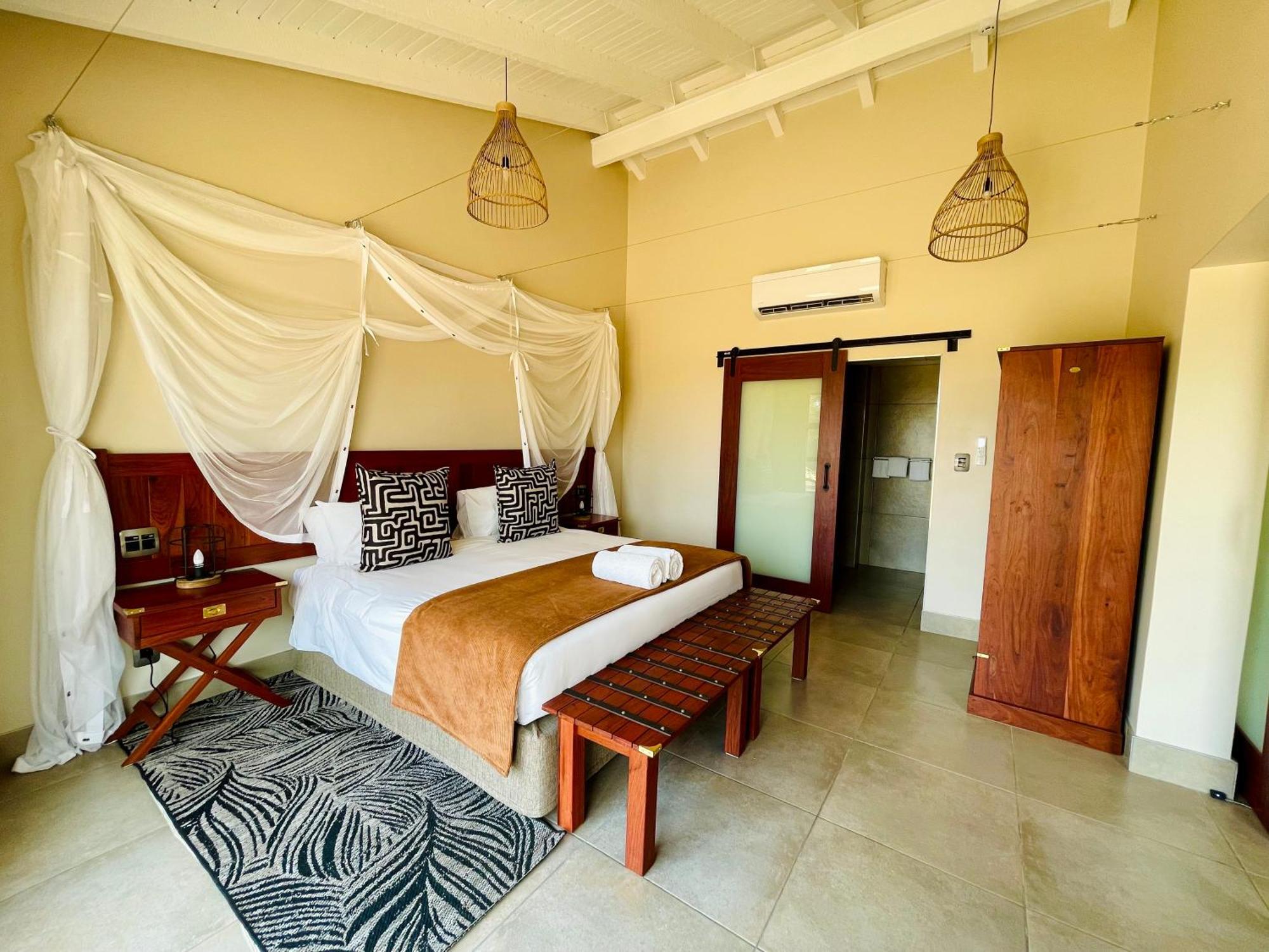 Hwange Safari Lodge Dete Ngoại thất bức ảnh